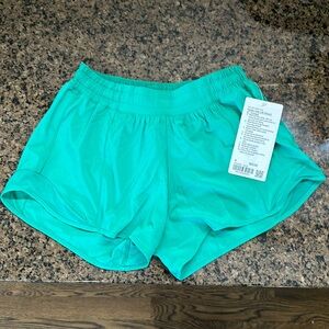 NWT Lululemon Hotty Hot LR Short